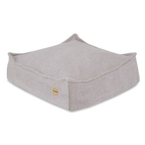 PLUSH NEST Podlahový puf PLUSH NEST 60×60 cm – šedý beránek